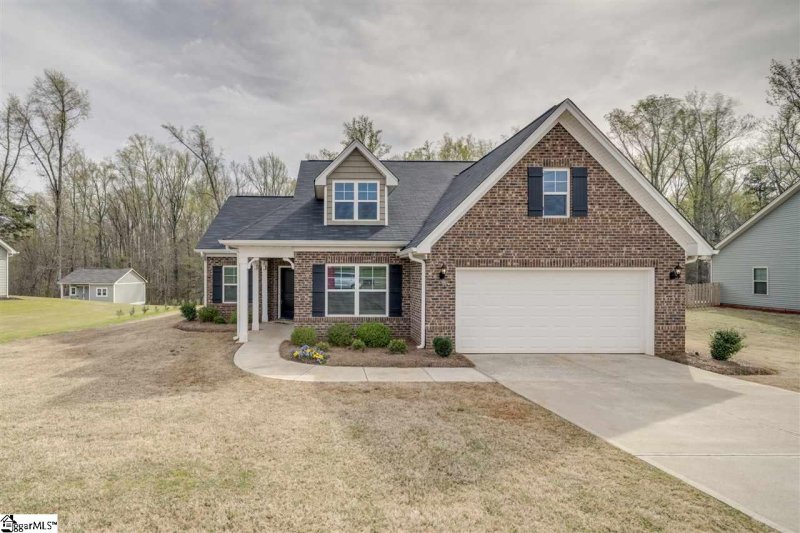 Property image 2 at 264 Autumn Glen Drive, Spartanburg, SC 29303