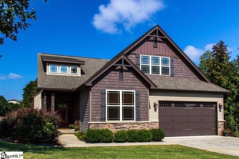 205 Crimson Glory Way