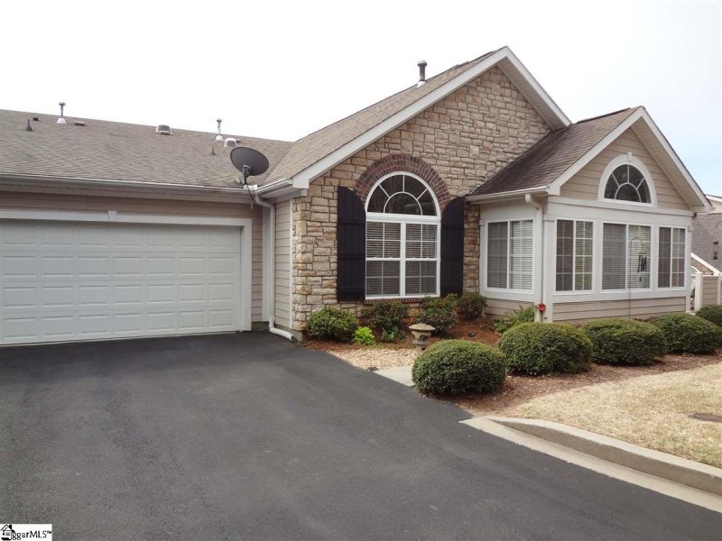 Property image 4 at 124 High Hat Circle, Greenville, SC 29617-7267