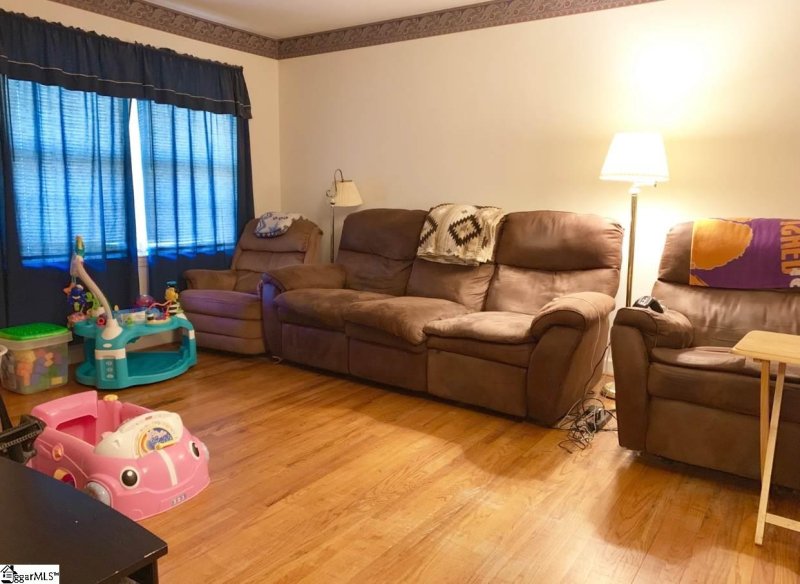 Property image 4 at 339 Lakeview Drive, Liberty, SC 29657