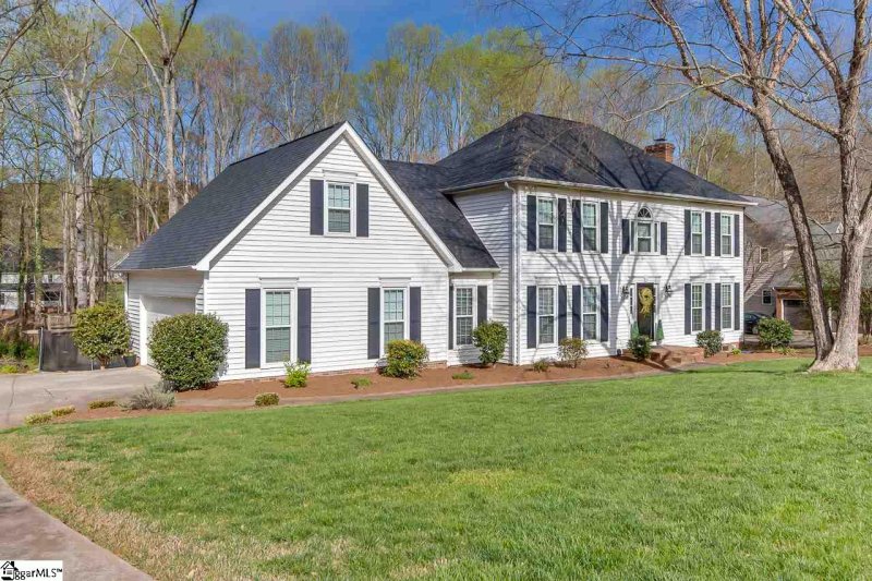 107 N Clearstone Court