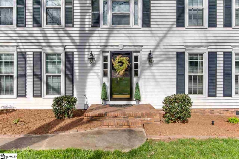 Property image 2 at 107 N Clearstone Court, Easley, SC 29642