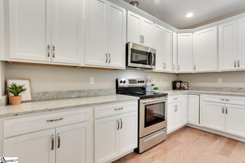 Property image 3 at 212 Crimson Glory Way, Travelers Rest, SC 29690