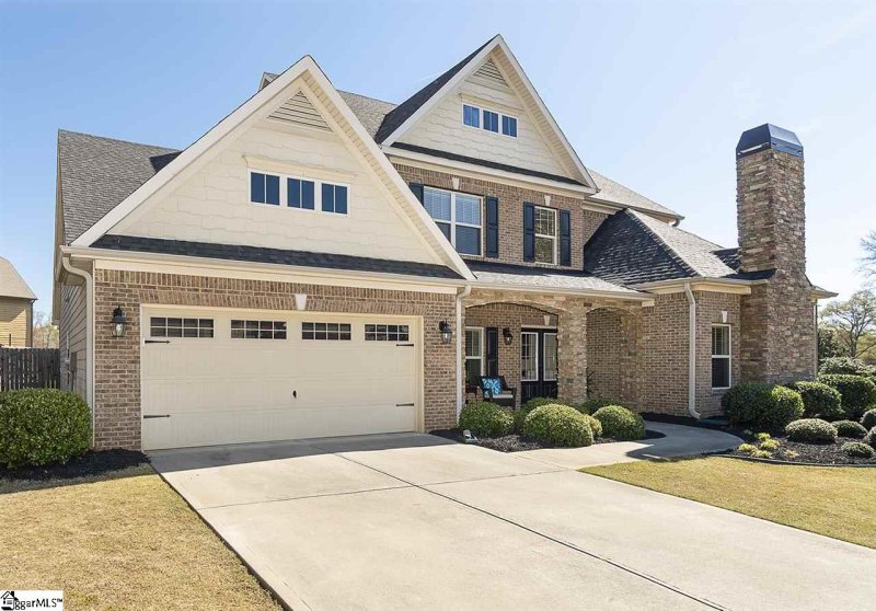 Property image 2 at 111 Beaumaris Lane, Simpsonville, SC 29681