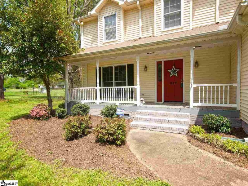 Property image 3 at 812 Cely Road, Easley, SC 29642