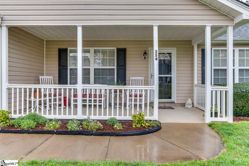 Property image 2 at 254 Jordan Springs Drive, Duncan, SC 29334