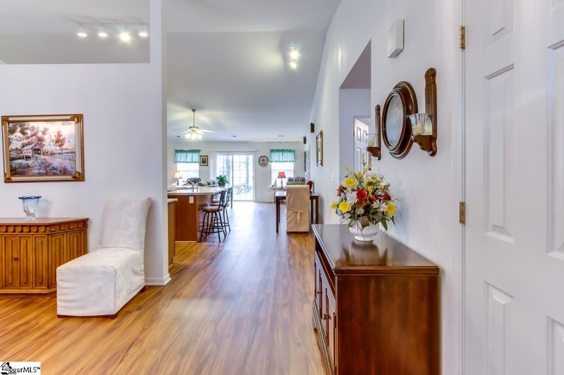 Property image 3 at 254 Jordan Springs Drive, Duncan, SC 29334