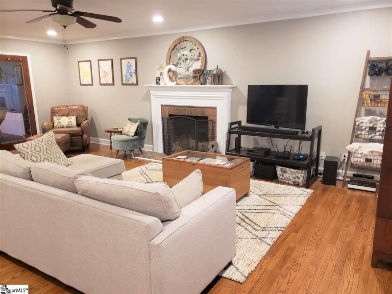 Property image 3 at 12 Spring Forest Court, Greenville, SC 29615