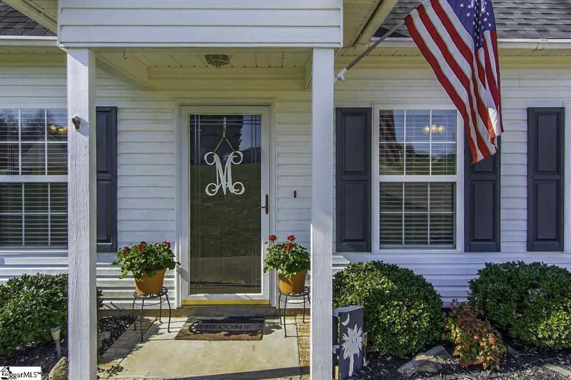 Property image 3 at 426 Piper Court, Boiling Springs, SC 29316