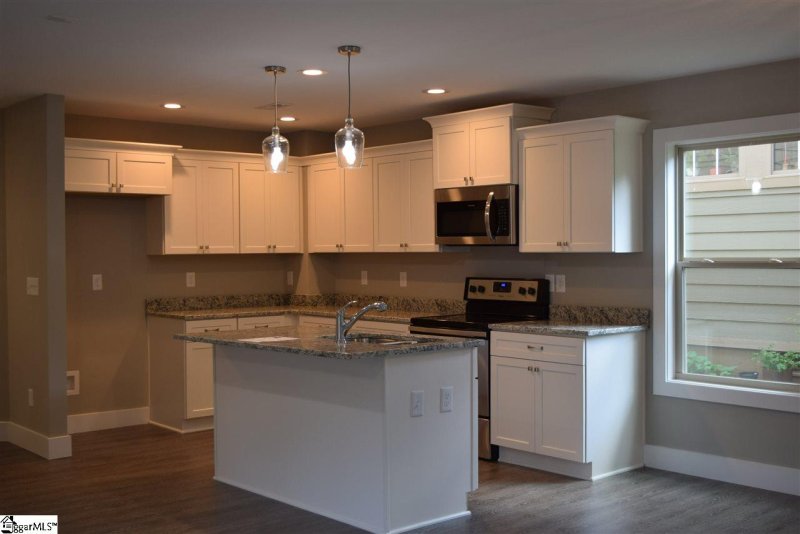 Property image 3 at 615 Hideaway Cove, Inman, SC 29349