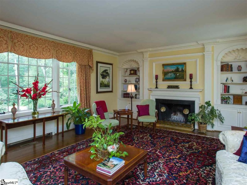 Property image 5 at 16 Woodland Way, Greenville, SC 29601