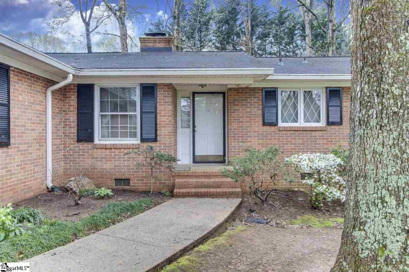 Property image 2 at 114 Brookbend Road, Mauldin, SC 29662