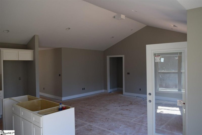 Property image 4 at 709 Outrigger Cove, Inman, SC 29349