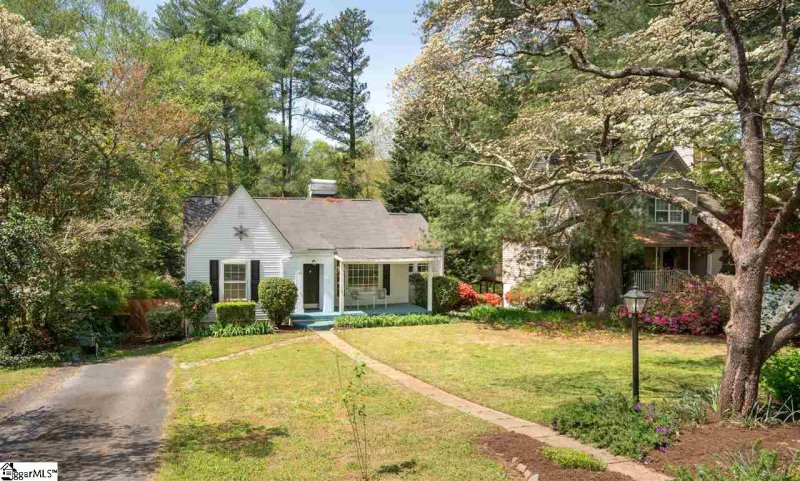 Property image 2 at 22 Brookview Circle, Greenville, SC 29605