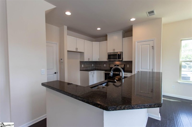 Property image 5 at 52 IRVINGTON Drive, Greer, SC 29650