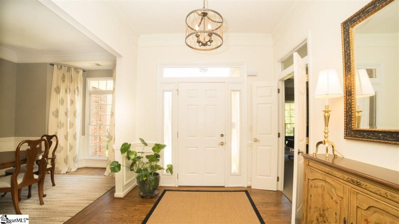 Property image 4 at 409 Crandall Drive, Greenville, SC 29607