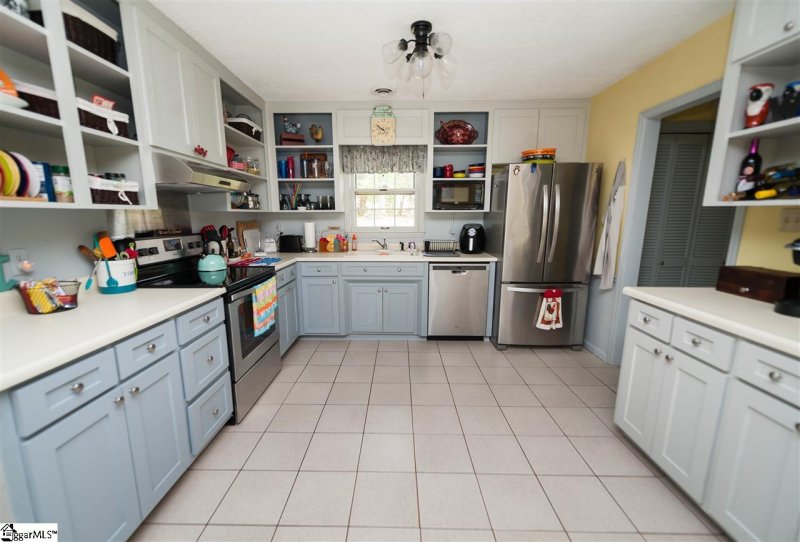 Property image 2 at 138 Chestnut Lake Drive, Inman, SC 29349