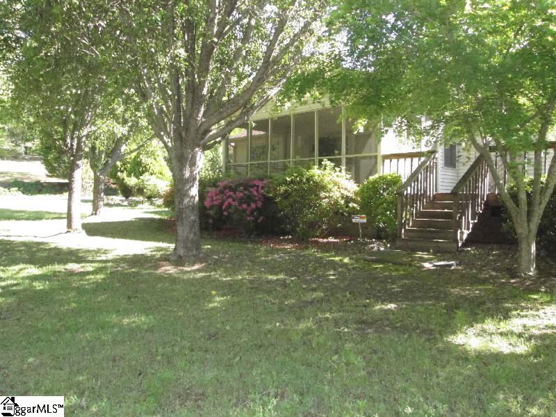 Property image 2 at 112 Overlook Terrace, Laurens, SC 29360