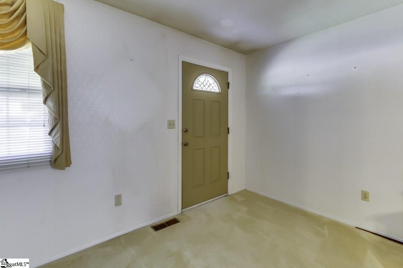 Property image 5 at 6 Woodbend Court, Mauldin, SC 29662