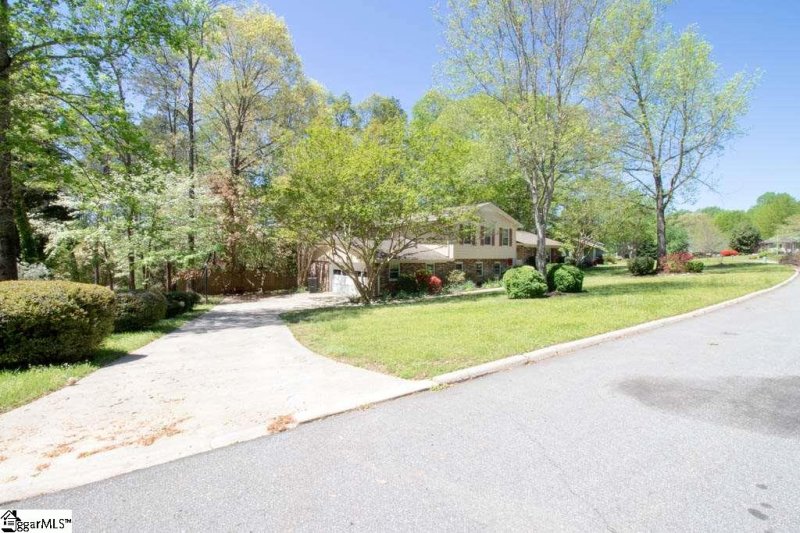 Property image 3 at 210 Buckingham Road, Easley, SC 29642
