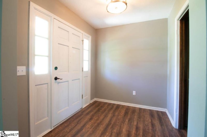 Property image 4 at 210 Buckingham Road, Easley, SC 29642