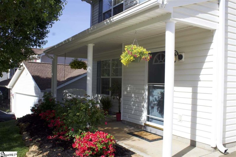 Property image 2 at 119 Kingscreek Drive, Greer, SC 29650