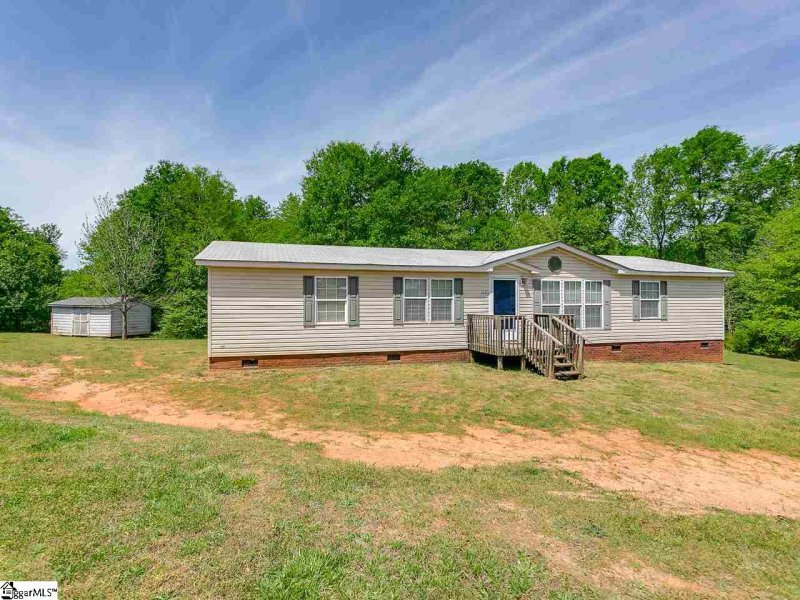 Property image 2 at 105 Robbie Ann Court, Pelzer, SC 29669