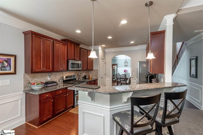 Property image 5 at 111 S Radcliff Way, Spartanburg, SC 29301