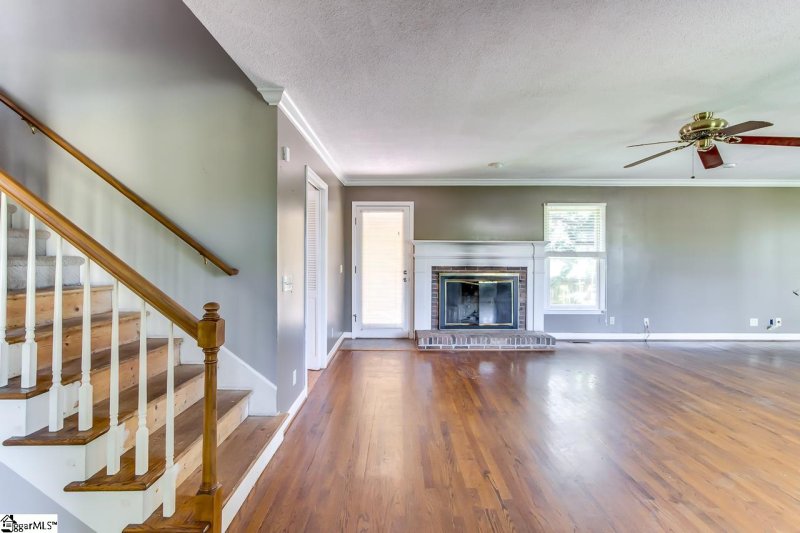 Property image 3 at 108 Oak Grove Lake Road, Greenville, SC 29615