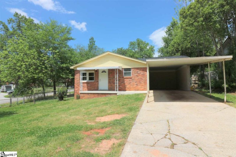 Property image 3 at 114 Bluff Drive, Greenville, SC 29605
