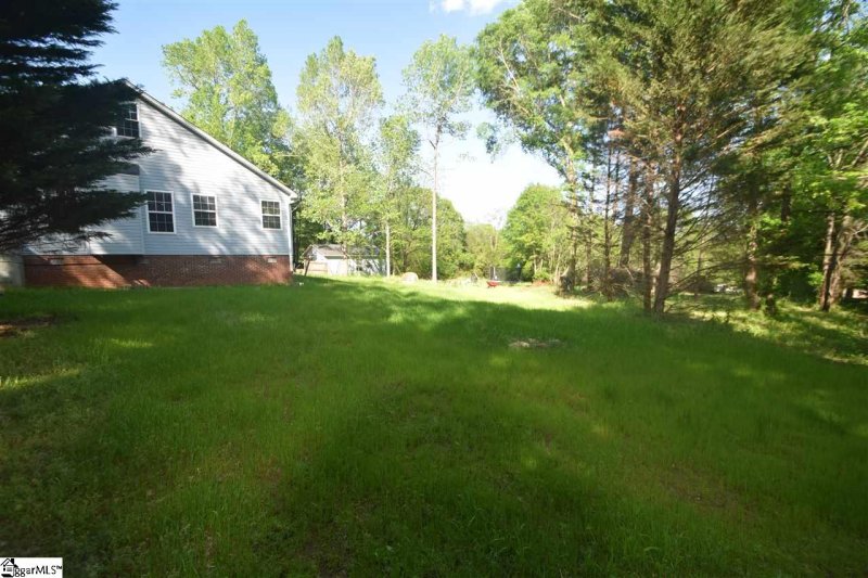 Property image 5 at 124 Kingswood Circle, Simpsonville, SC 29681