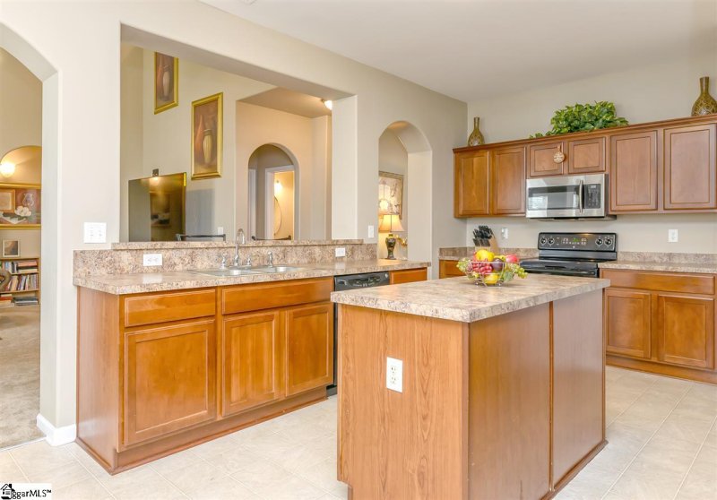 Property image 3 at 113 Eagle Pass Drive, Taylors, SC 29687