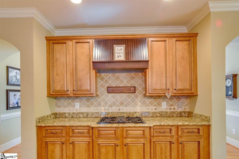 Property image 4 at 212 Waverly Hall Lane, Simpsonville, SC 29681