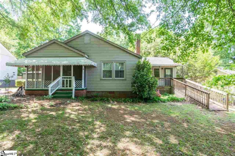 Property image 2 at 23 Circle Drive, Greenville, SC 29617
