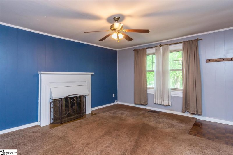 Property image 3 at 23 Circle Drive, Greenville, SC 29617