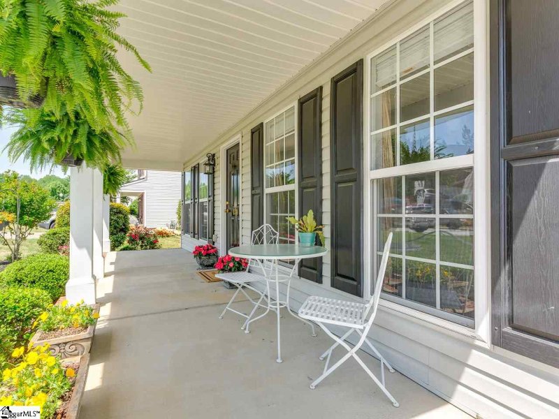 Property image 3 at 130 White Bark Way, Taylors, SC 29687