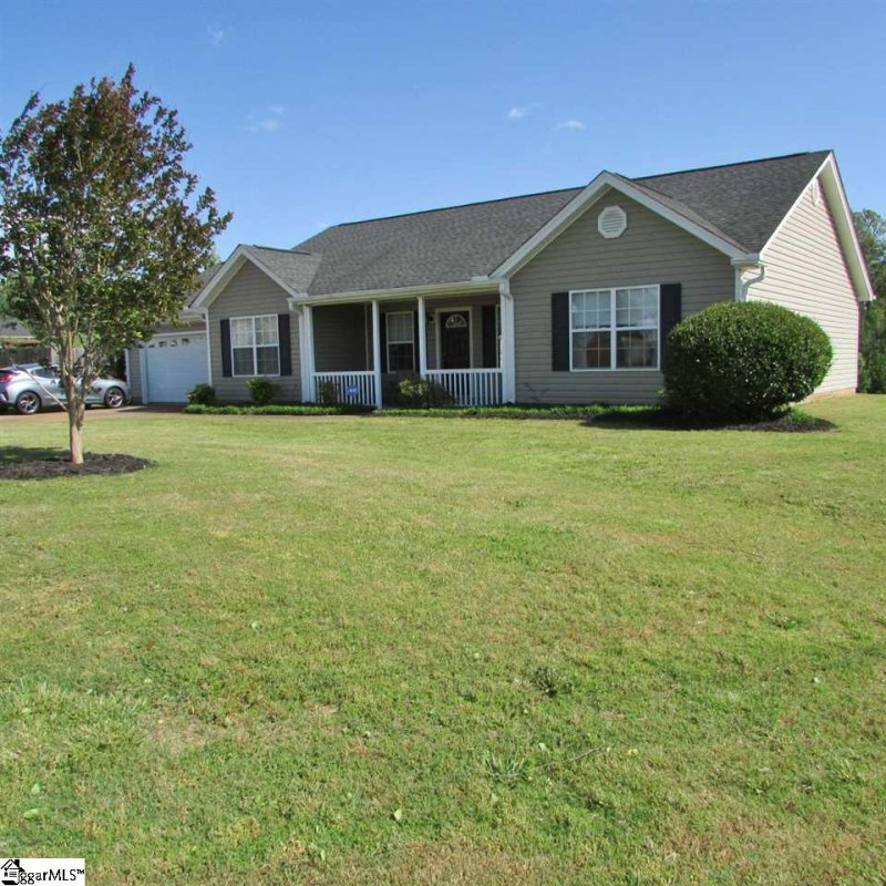 Property image 2 at 105 Countryglen Court, Greer, SC 29651