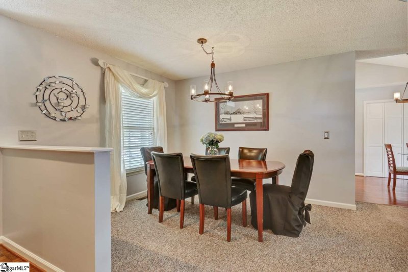 Property image 5 at 5 Fallsburg Court, Greenville, SC 29615