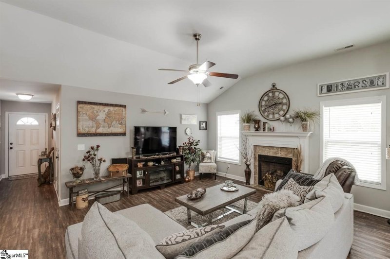 Property image 5 at 12 Rusty Court, Simpsonville, SC 29680