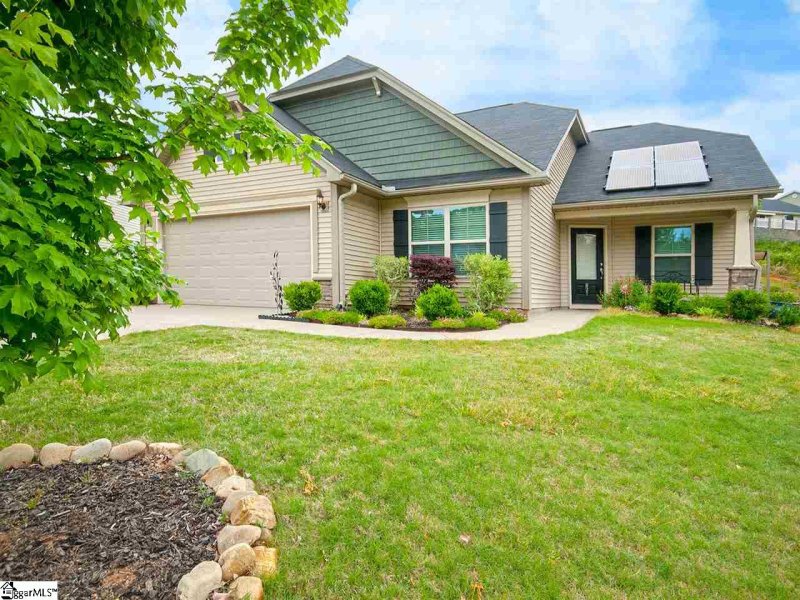 Property image 2 at 821 E Yorkswell Court, Moore, SC 29369