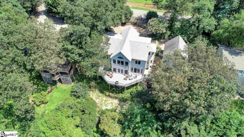 Property image 3 at 903 Altamont Road, Greenville, SC 29609