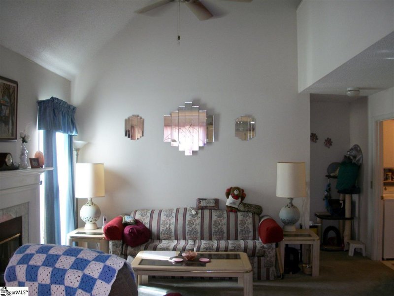 Property image 3 at 202 Ginger Lane, Taylors, SC 29687