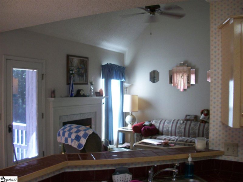 Property image 4 at 202 Ginger Lane, Taylors, SC 29687