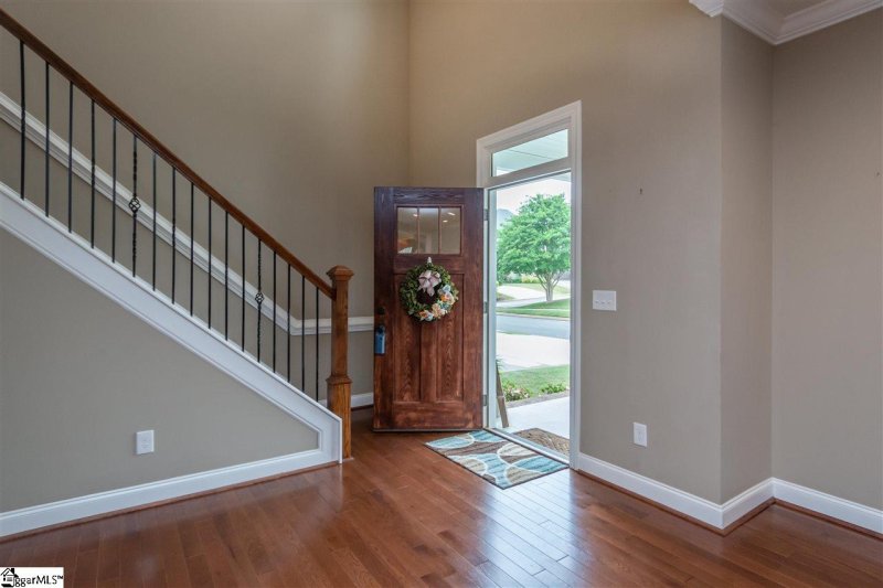 Property image 3 at 18 Glen Ivy Drive, Simpsonville, SC 29681