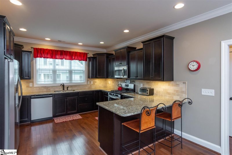 Property image 4 at 18 Glen Ivy Drive, Simpsonville, SC 29681