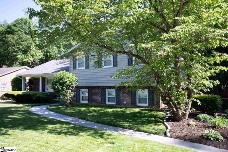 Property image 2 at 304 Poplar Lane, Mauldin, SC 29662