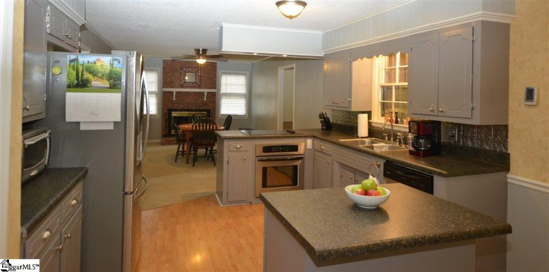 Property image 4 at 531 Royal Oak Drive, Spartanburg, SC 29302