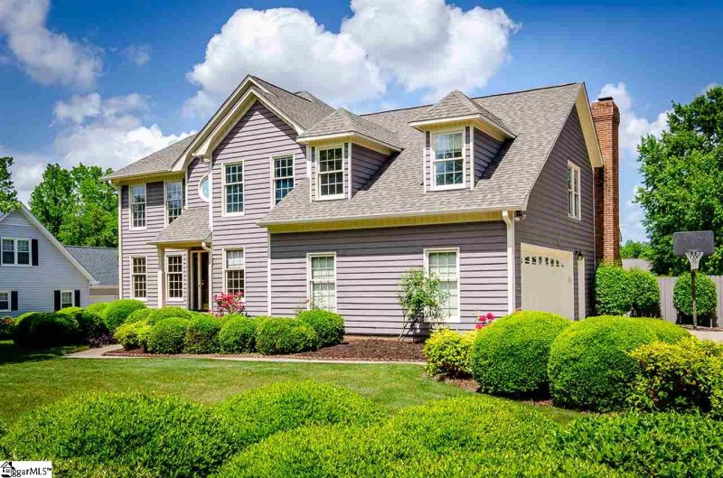 Property image 2 at 109 W Hackney Road, Greer, SC 29650