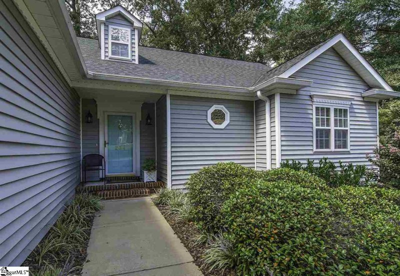 Property image 3 of 234 Hatteras Lane in Ambergate, Simpsonville, SC 29680