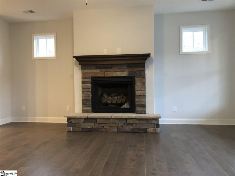 Property image 4 at 104 Ramshackle Way, Greer, SC 29650